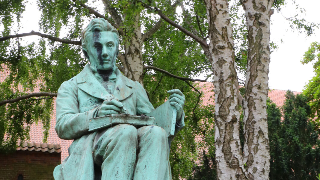 Sören Kierkegaard: Tief gläubig, radikal und nicht verzweifelt | Jesus.de