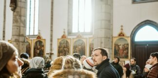 Gewagtes Experiment: Einladung zum eBay Gottesdienst