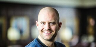 BILD-Redakteur: „Diese Welt dreht sich nicht um mich, sondern um Gott.“