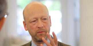 Kirchen und der Lockdown: „Wir können den Menschen jetzt wirklich helfen“ (ZEIT)