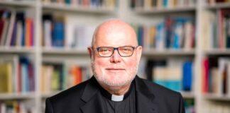 Kardinal Marx bietet Papst Amtsverzicht an Kardinal Reinhard Marx