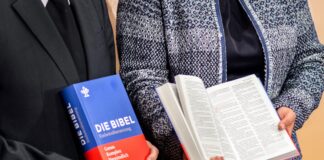 40.000 Bibeln für Inhaftierte (domradio.de)