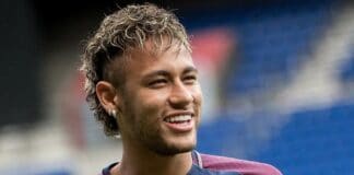 Neymar erhält sechs Millionen Euro, wenn er nicht über Religion spricht Neymar im Paris St. Germain Trikot