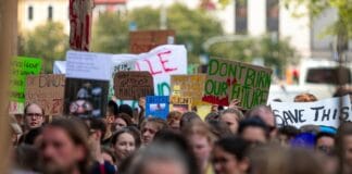 Ökumenisches Bündnis ruft zu Klimastreik auf Klimaschutz-Demonstration