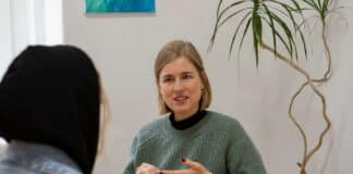 Gewalt gegen Frauen: Berliner Stadtmission hilft „unsichtbaren Opfern“ Berliner Stadtmission Gewalt gegen Frauen Opferberatung