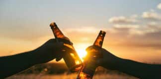 „Verzicht auf Alkohol ist alles andere als eine Fastentradition“ Bier Sonne Freundschaft Gemeinschaft