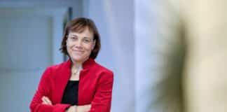 EKD-Ratsvorsitzende gibt Tipps zum Bibellesen EKD-Ratsvorsitzende Annette Kurschus