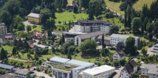 Streit um mehr Freiheit: Pietisten auf dem Weg zur Freikirche? Bad Liebenzell