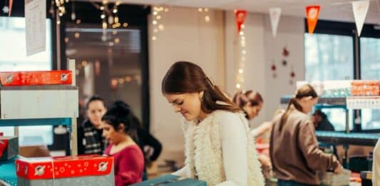 Weihnachtswerkstatt für Weihnachten im Schuhkarton