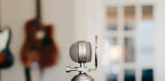 Studioaufnahme beim Radio (Symbolbild)