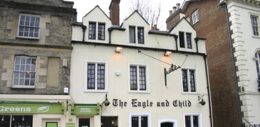 Pub"The Eagle and the Child" in der Innenstadt von Oxford Lewis Tolkien