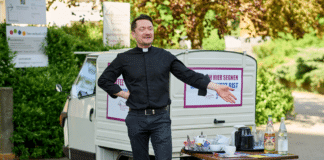 Der Pfarrer mit dem Kaffeemobil Viktor Weber