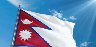 Nepal: Extremisten überfallen Gottesdienst Nepal Flagge