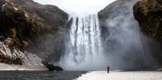 Demut – das Lächeln des Glaubens Wasserfall Sogafoss, Island