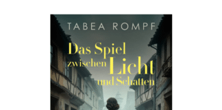 Tabea Rompf: Das Spiel zwischen Licht und Schatten Eine junge Frau steht in einer dunklen Straße.