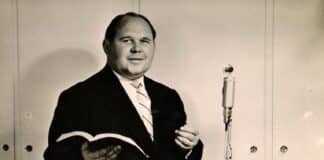 „Deutschlands Billy Graham“: Vor 100 Jahren wurde Anton Schulte geboren Der Evangelist Anton Schulte war beteiligt an den ersten christlichen Radiosendungen und Telefonandachten in Deutschland.