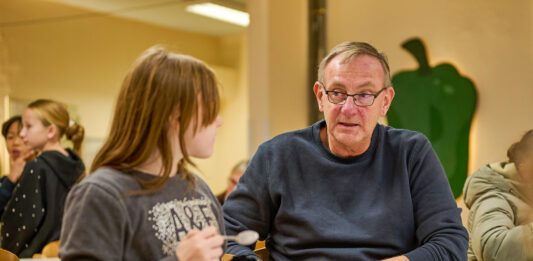 Pastor Bernd Siggelkow in der ARCHE