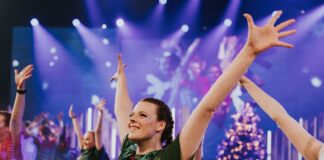 Christmas Experience: „Alltags-Chaos und ein Hauch von Himmel“ Tänzerinnen bei der Christmas Experience