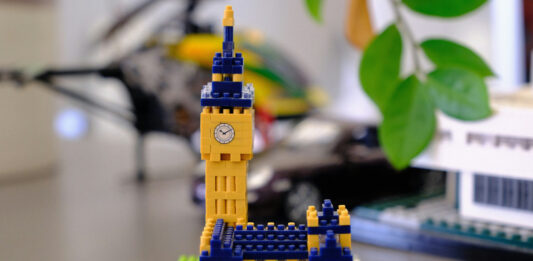 Kirche aus Lego