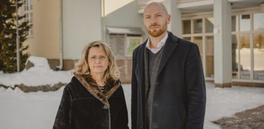 Päivi Räsänen und Bischof Juhana Pohjola