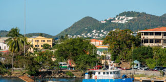 „Es geht um mehr als Gefühle“ – Karibischer Erzbischof ruft Kirche zur Erneuerung auf Der Hafen von St. Lucia in der Karibik