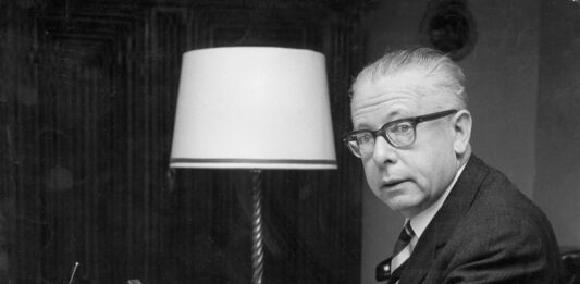 Porträt von Gustav Heinemann