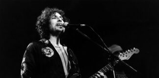 „Nach jedem Song habe ich geweint“ – als Bob Dylan Jesus fand Bob Dylan bei einem Konzert 1981 in Bad Segeberg