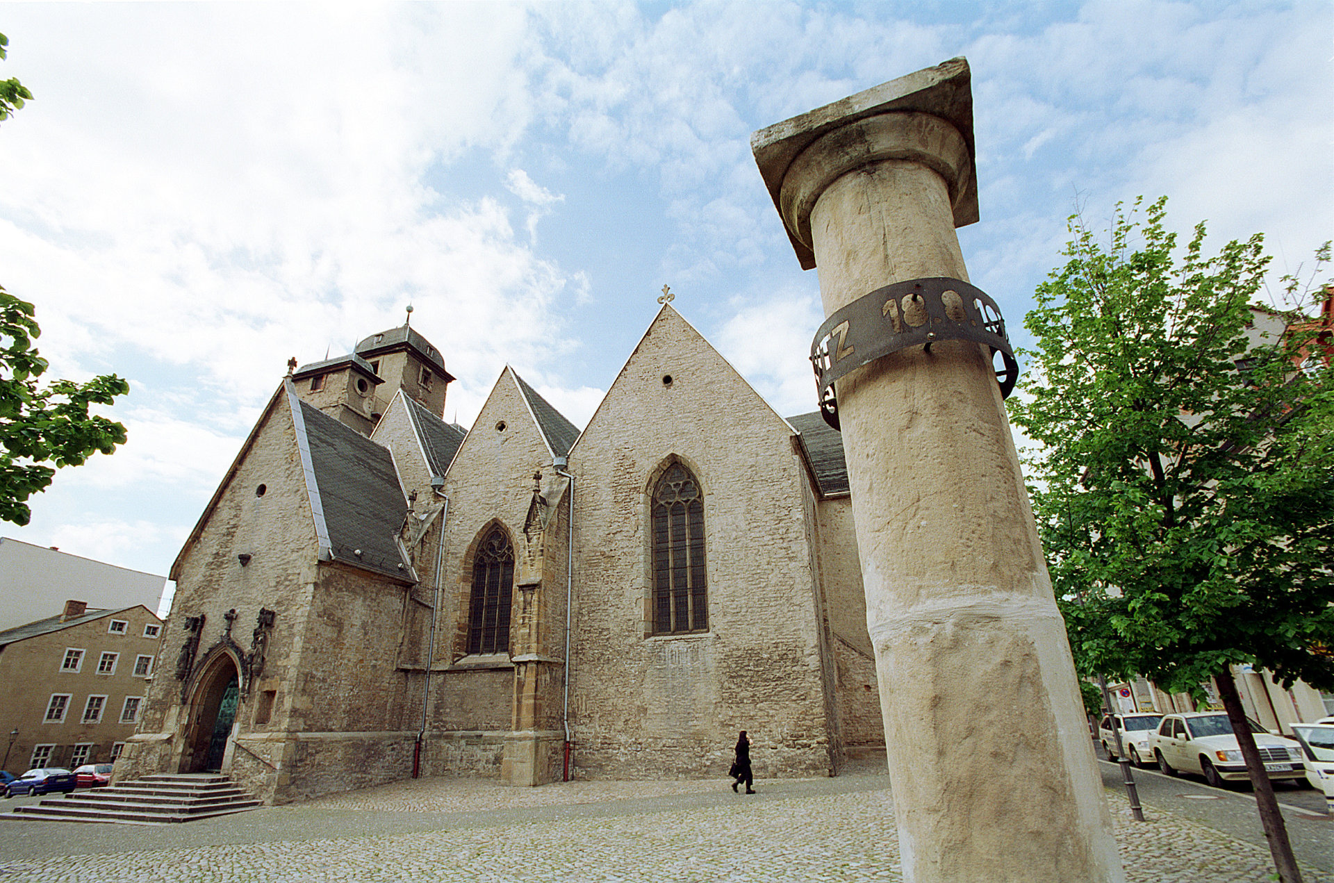 Brüsewitz-Stele und Michaeliskirche in Zeitz