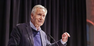 Altbundespräsident Wulff: AfD ist ernsthafte Bedrohung der Demokratie Altbundespräsident Christian Wulff