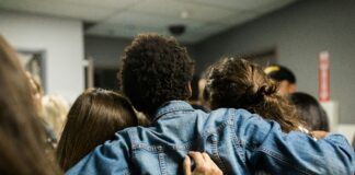 Konfirmation als Erwachsener? Junge Erwachsene