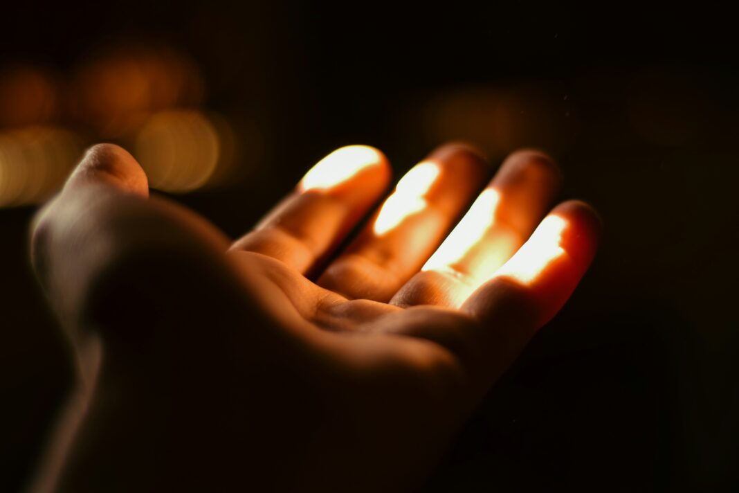 Hand und Licht