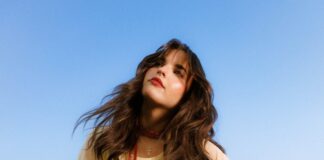 Jenna Raine – Jeans, Boys and Jesus