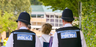 Manchester: Anschlag auf jüdische Gemeinde vereitelt? Britische Polizisten